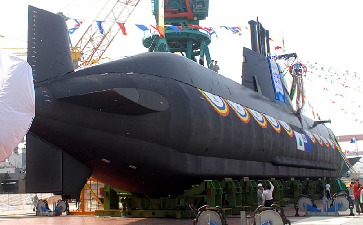 「韓国潜水艦　舵」の画像検索結果